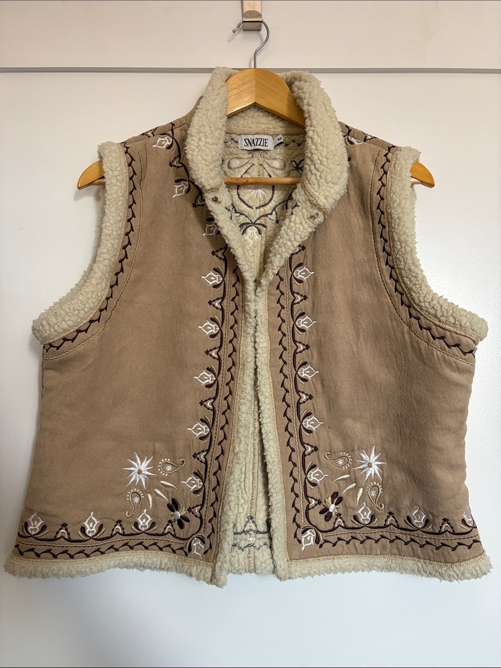 Snazzie Vintage-Style Tan Faux Suede Sherpa Vest Boho Size Medium